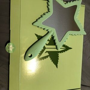Bnib Jeffree star weed mirror
